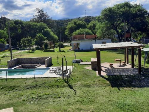 Agroturismo Caba�as Ismiango ?agua de Los Pajaritos?