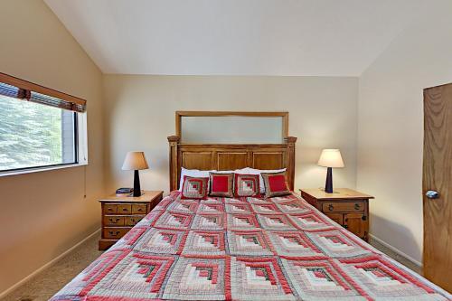 Red Pine Condominiums Unit 42