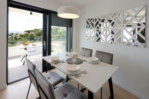 Modena Maris-new Swim-grill-relax-jacuzzi Apartments