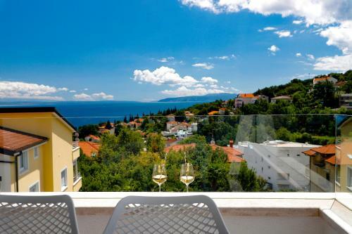 Modena Maris-new Swim-grill-relax-jacuzzi Apartments