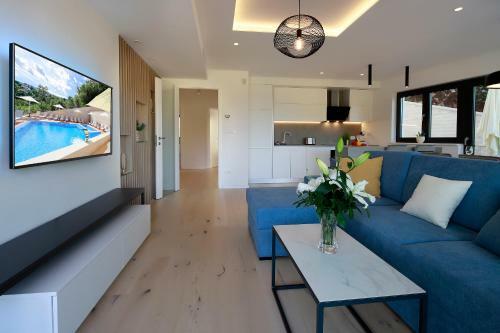 Modena Maris-new Swim-grill-relax-jacuzzi Apartments