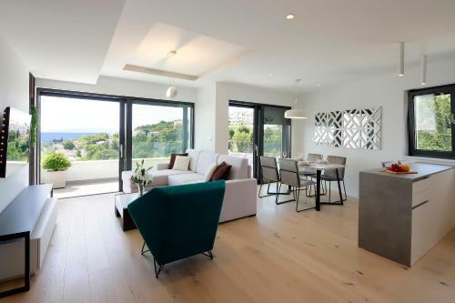 Modena Maris-new Swim-grill-relax-jacuzzi Apartments