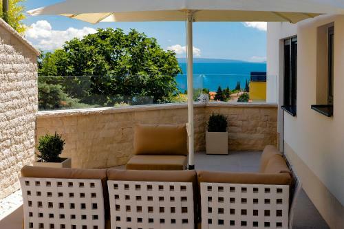 Modena Maris-new Swim-grill-relax-jacuzzi Apartments