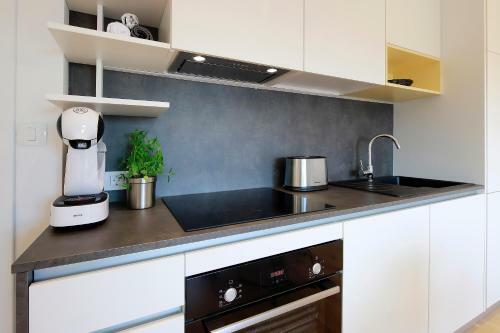 Modena Maris-new Swim-grill-relax-jacuzzi Apartments