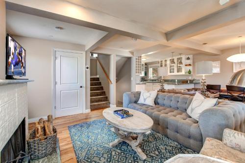 Ontario Manor B