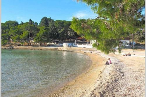 Peaceful Villa Fioretta With Relaxing Pool