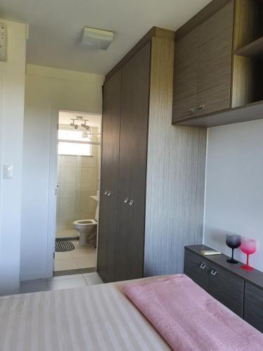 Apartamento Bosque de Guarajuba, Com Vista Mar.