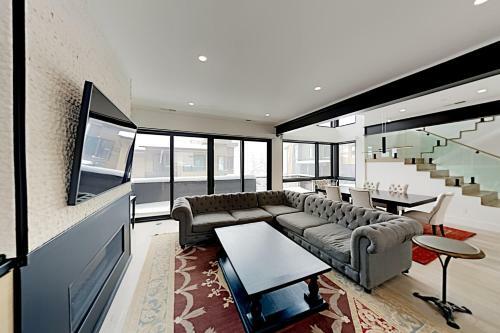 Ridgeline Oasis