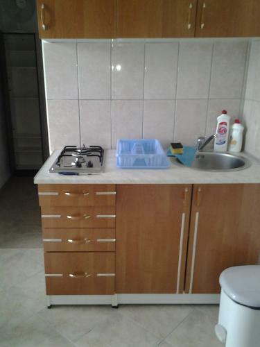 Apartmani La?tro