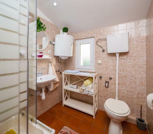 Apartment Mali Pariz