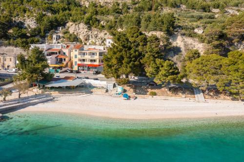 Apartamento J.b. Beachfront Suites
