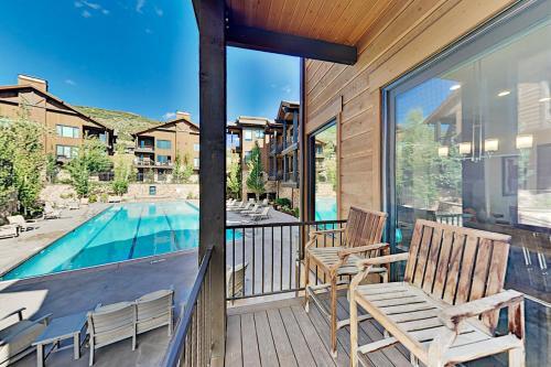 Juniper Landing Unit 905