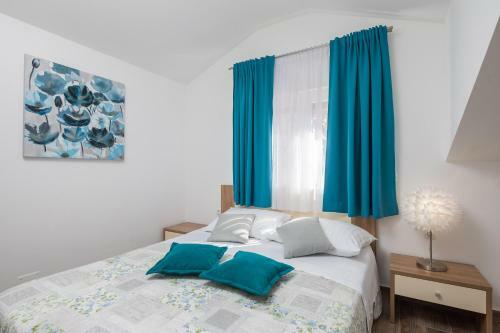 Apartamentos The Beach Suites