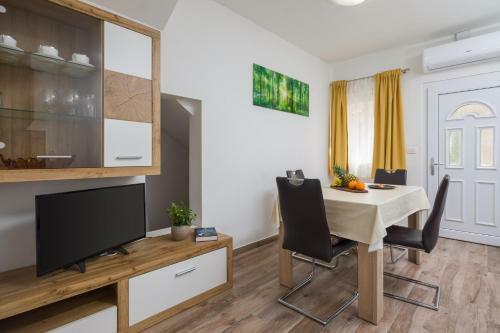 Apartamentos The Beach Suites