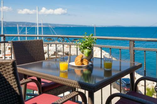 Apartamentos The Beach Suites