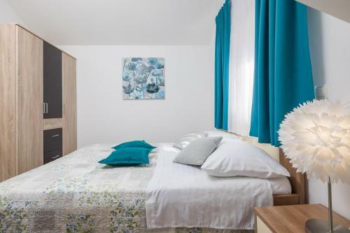 Apartamentos The Beach Suites