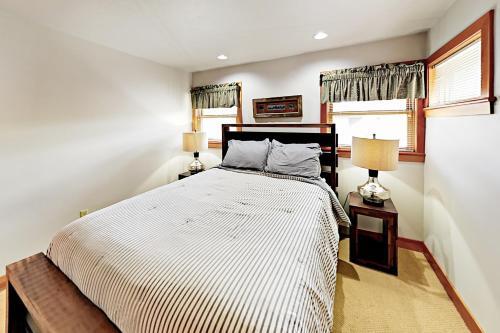 Greyhawk Condo 11