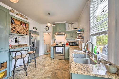 Historic Watson Brick House With Private Deck