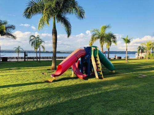 Apartamento Life Resort �s Margens Do Lago