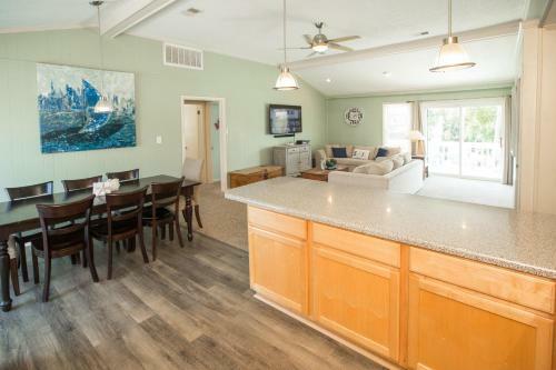 Bayside Bungalow