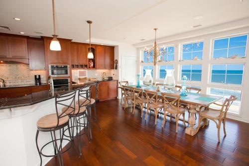 The Sanctuary - Simply Divine Penthouse B411