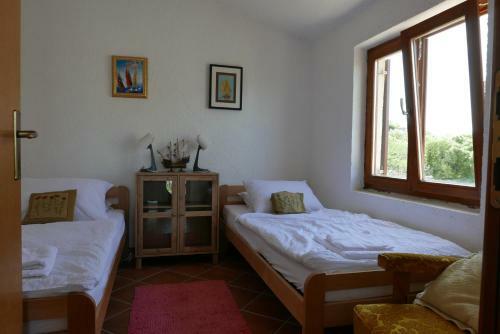 "bura Bura" Apartment, Karlobag, Vacation With A View