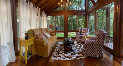Casa Estilo Canadense - Canela