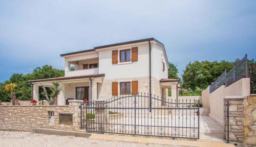 Holiday Home In Kastelir/istrien 35411
