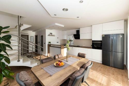 Deluxe Apartment Stunning View