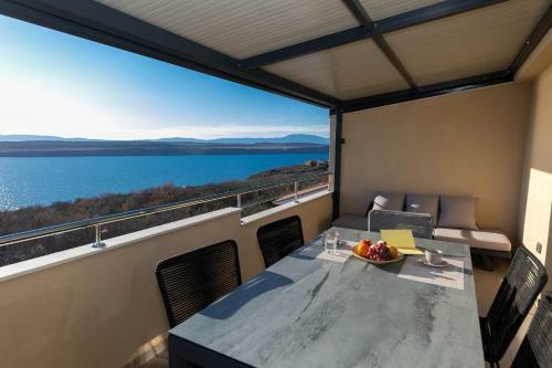 Deluxe Apartment Stunning View