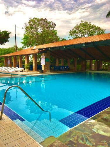 Apartamento Imperio Romano Caldas Novas Com Um Dia No Diroma Splash E Acqua Park
