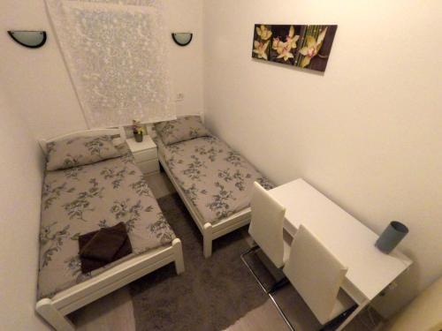 Apartments Medea
