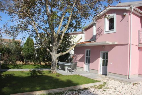 Villa Vacation House "viola"