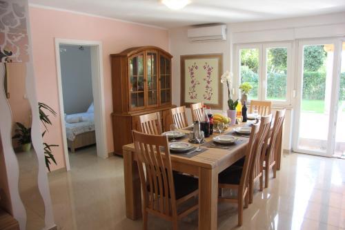 Villa Vacation House "viola"