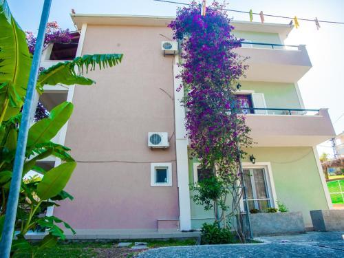 Apartamento Eleni's Studios
