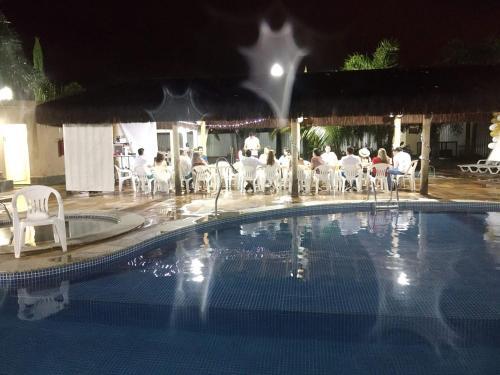 Puntacaldas Casa 1 Di�ria 840 Acomoda 6
