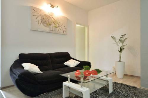 Modern Apartment Milati?