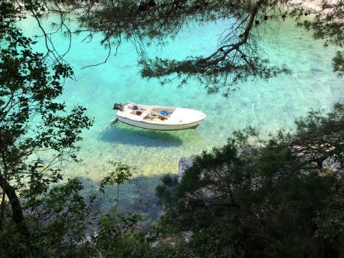 Hvar Beach Villa