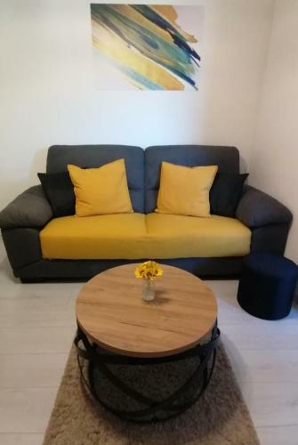 Apolon Apartment