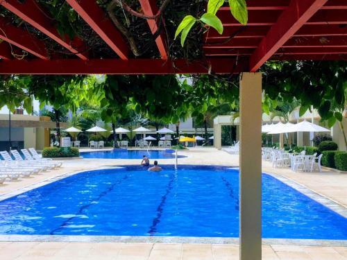 Luxuoso Apartamento de 2 Quartos! 7 Piscinas! Rpt2