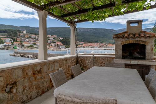 Seafront Apartment Marina