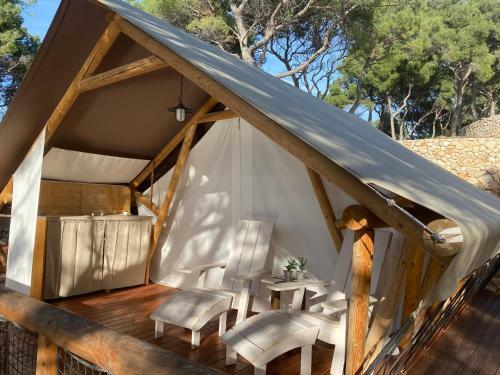 Glamping Hvar