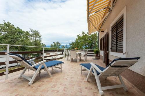 Apartment Dean