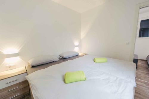 Apartments In Klimno - Insel Krk 42235
