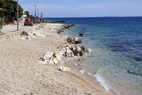 Apartments With A Parking Space Mandre, Pag - 13944