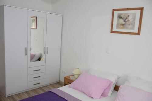 Apartmani Mira
