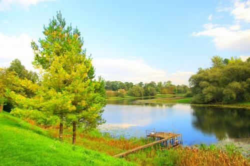 Riverside House Bojko