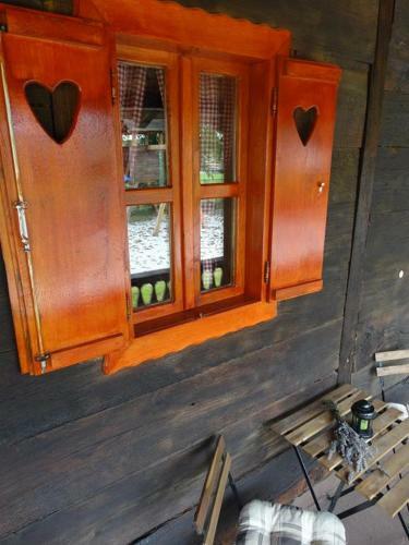 Hostal Pod Orehom Drvena Ku?a I Sauna
