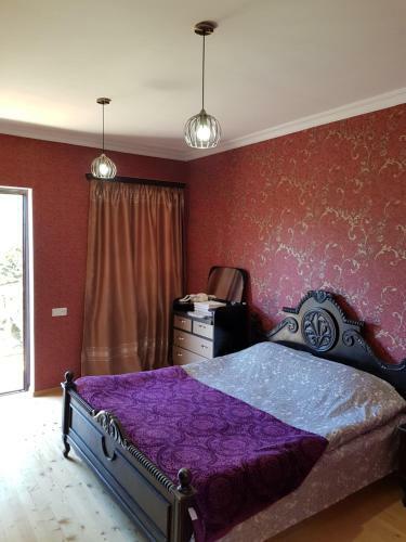 Hostal Amiran's Lake