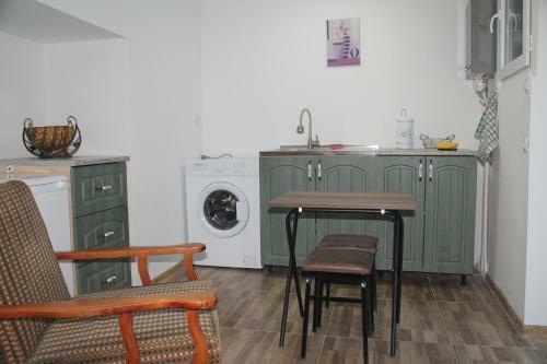 Sesili's Apartment